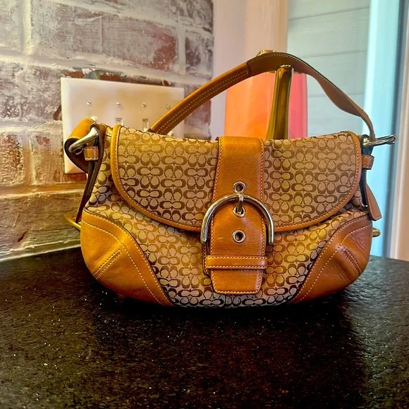 Coach | Bags | Authentic Coach Shoulder Bag Early 200s | Poshmark